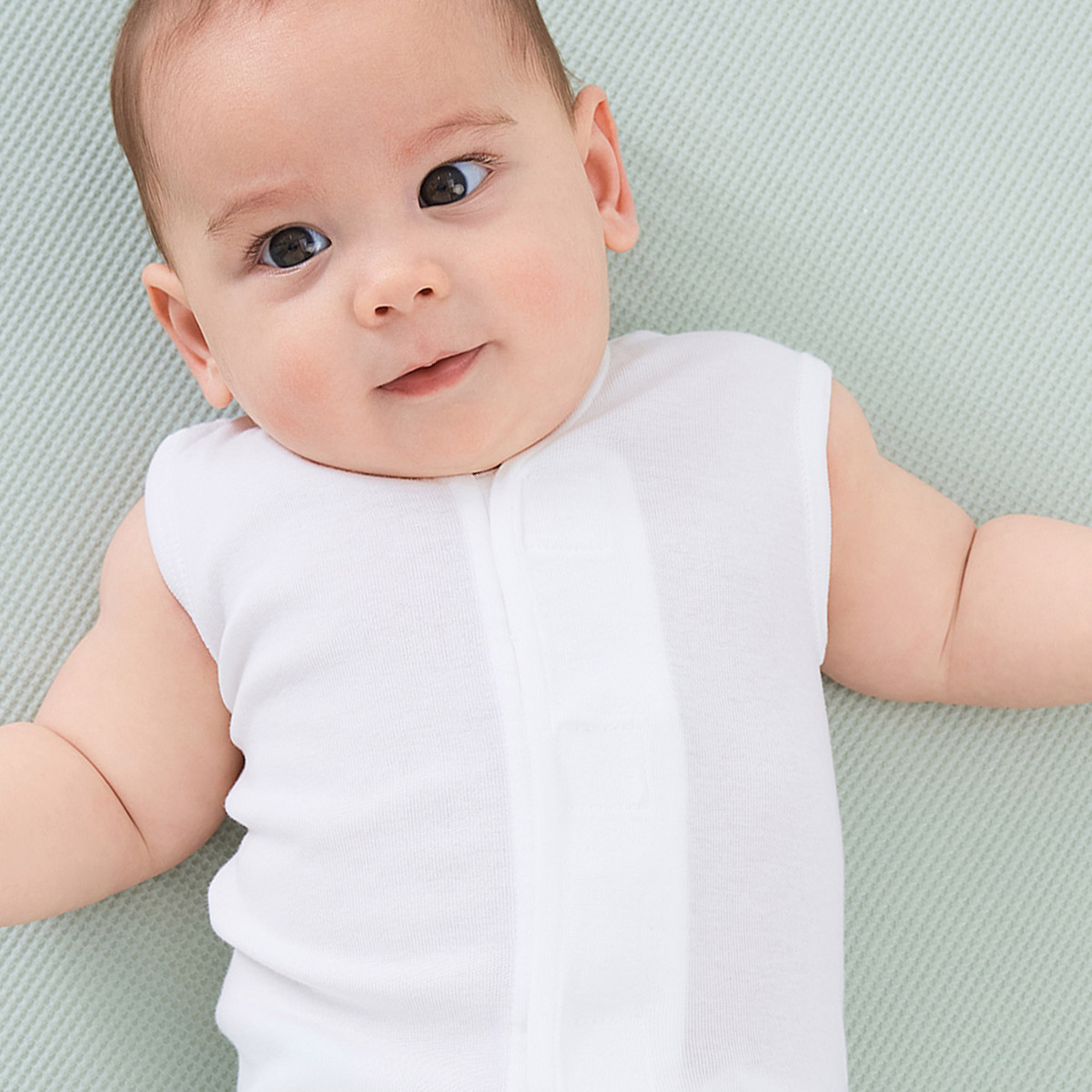 6月・7月・8月・9月生まれ赤ちゃんの夏の新生児服＆肌着コーディネート